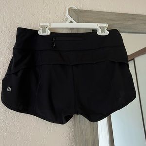 Lululemon Black shorts size 6